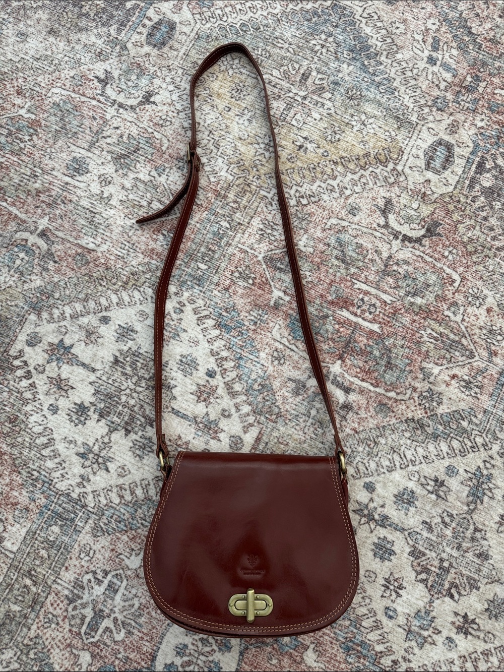 Gorgeous Italian Leather Saddle Bag Purse